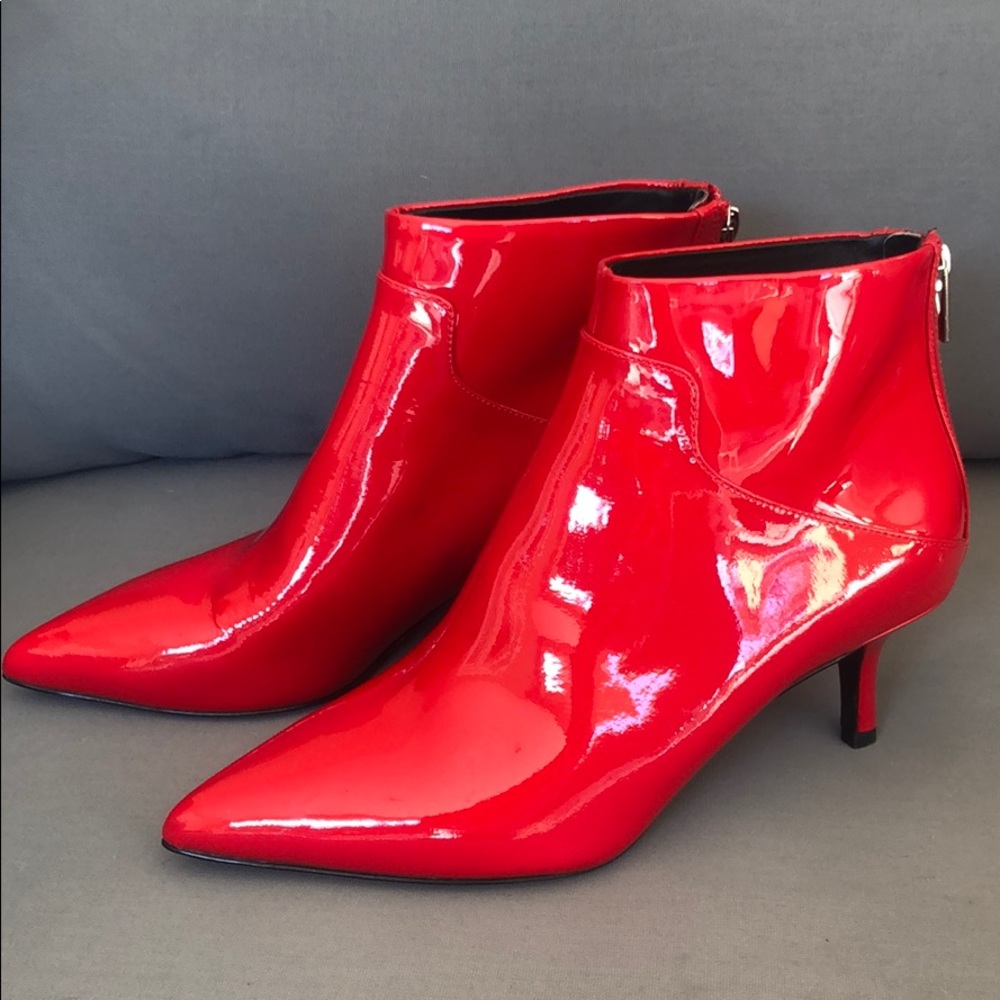 (Sold) Via Spiga Baronne Patent Leather Pointy Toe - Picture 5 of 8